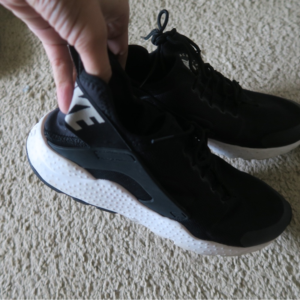 Air Huarache by Nike